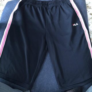 フィラ(FILA)のFILA ジャージ ハーフパンツ Mサイズ   数回使用(ハーフパンツ)