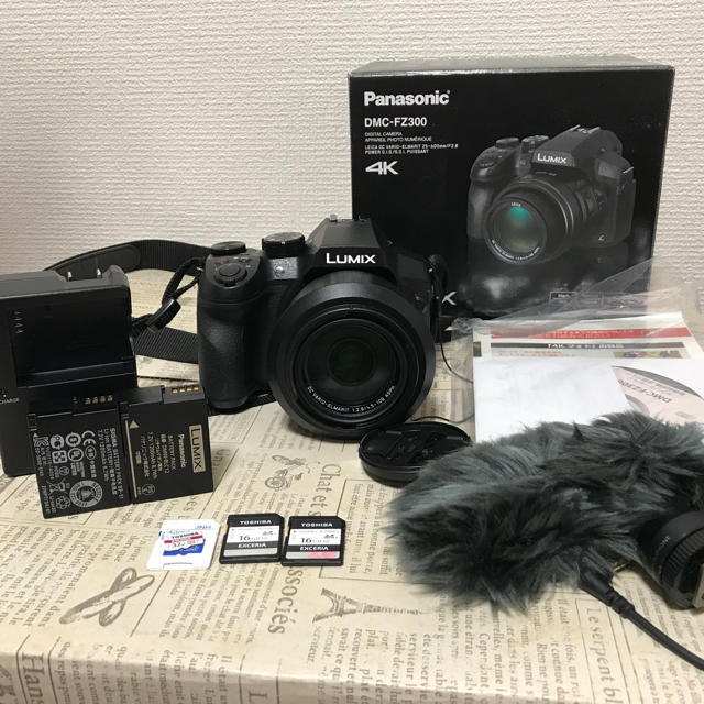 Panasonic LUMIX FZ300 沢山のおまけ付きマイクなど