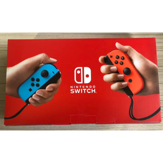 新型　ニンテンドースイッチ    と32GBマイクロSD付き