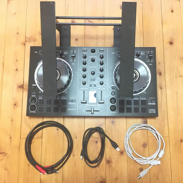 Pioneer(パイオニア)のPioneer DDJ-RB(rekordbox djライセンス有) 楽器のDJ機器(DJコントローラー)の商品写真