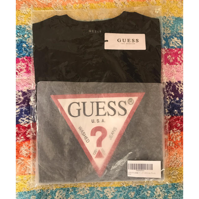 GUESS(ゲス)の新品タグ付 GUESS(ゲス) サイズS ブラック ロゴT  レディースのトップス(Tシャツ(半袖/袖なし))の商品写真