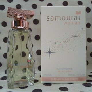 サムライ(SAMOURAI)の値下☆SAMURAI　woman　40ml(香水(女性用))