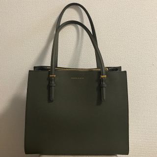 チャールズアンドキース(Charles and Keith)のCHARLES & KEITH ＊チャールズアンドキース バッグ カーキ(ショルダーバッグ)