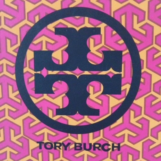 Tory Burch(トリーバーチ)のﾄﾘｰﾊﾞｰﾁ早い者勝ち レディースの靴/シューズ(ハイヒール/パンプス)の商品写真