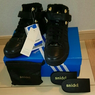 スナイデル(SNIDEL)の完売 adidas新品スニーカー(スニーカー)