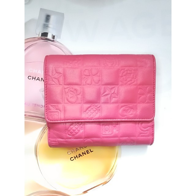 CHANEL(シャネル)の10万円(参考価格)　シャネルアイコン　折財布　ピンク レディースのファッション小物(財布)の商品写真