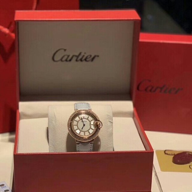 Cartier - Cartier 腕時計

の通販 by yesipo's shop｜カルティエならラクマ