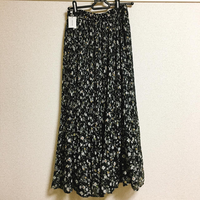 INGNI(イング)のINGNI♡花柄プリーツスカート レディースのスカート(ロングスカート)の商品写真