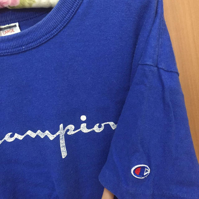 Champion(チャンピオン)のUSED チャンピオンTシャツ レディースのトップス(Tシャツ(半袖/袖なし))の商品写真