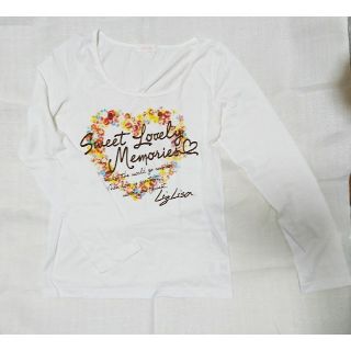 リズリサ(LIZ LISA)のリズリサ　ロンT 花柄　LIZ LISA　ホワイト(Tシャツ(長袖/七分))