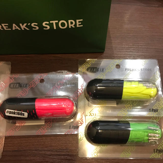 FREAK'S STORE(フリークスストア)のkixsix フリークストア限定 蛍光  メンズの靴/シューズ(その他)の商品写真