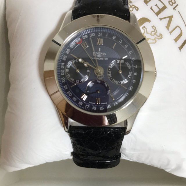 新品爆買い Joungtaro様専用　腕時計 JUVENIA１8金WG 自動巻時計の通販 by sorairo's shop 発送は2月以降になります｜ラクマ お得通販