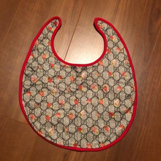 グッチ(Gucci)の専用 GUCCI 美品 スタイ(ベビースタイ/よだれかけ)