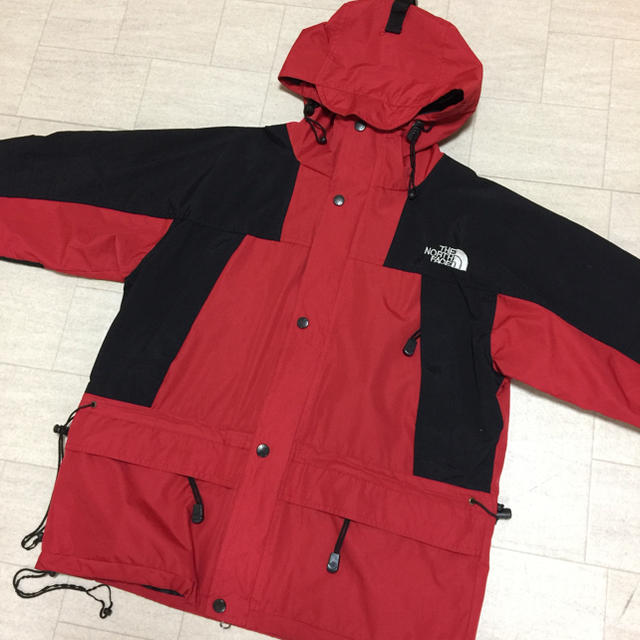 THE NORTH FACE(ザノースフェイス)のフリースのライナー付！ノースフェイス ゴアテックス マウンテンパーカー キッズ/ベビー/マタニティのキッズ服男の子用(90cm~)(ジャケット/上着)の商品写真