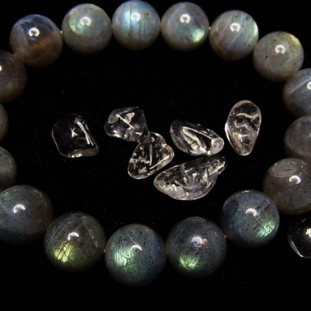 『月、太陽を象徴』天然石高級3A+ラブラドライト約12ミリ数珠