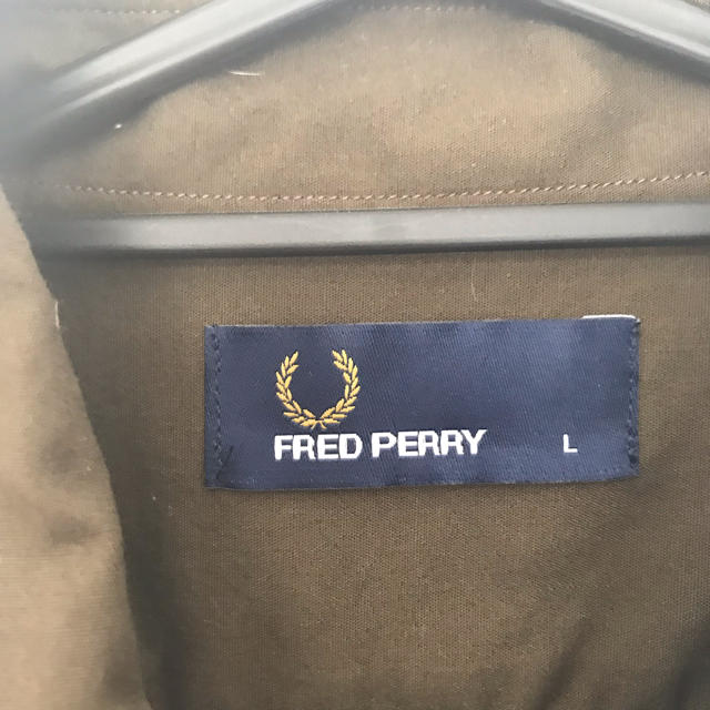 FRED PERRY(フレッドペリー)のFRED PERRY シャツ ブラウス ワケあり メンズのトップス(シャツ)の商品写真