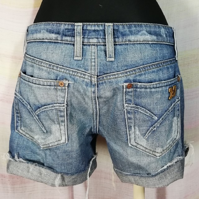 JOE’S JEANS(ジョーズジーンズ)のJOE'S　ジョーズ　ショートパンツ レディースのパンツ(ショートパンツ)の商品写真