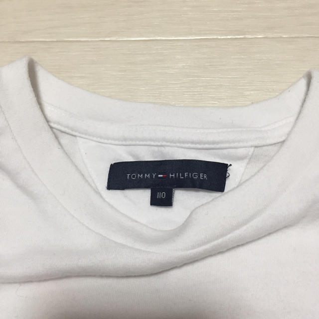 TOMMY HILFIGER(トミーヒルフィガー)のトミー ヒルフィガー キッズ 110 Tシャツ トルコ製 キッズ/ベビー/マタニティのキッズ服男の子用(90cm~)(Tシャツ/カットソー)の商品写真