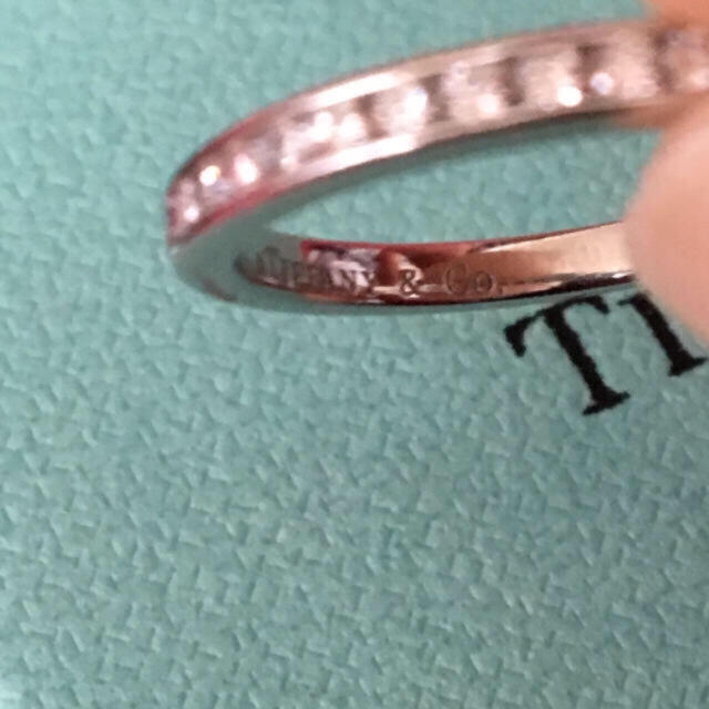 Tiffany & Co.(ティファニー)のティファニー  Tiffany ダイヤモンドリング チャネルリング レディースのアクセサリー(リング(指輪))の商品写真