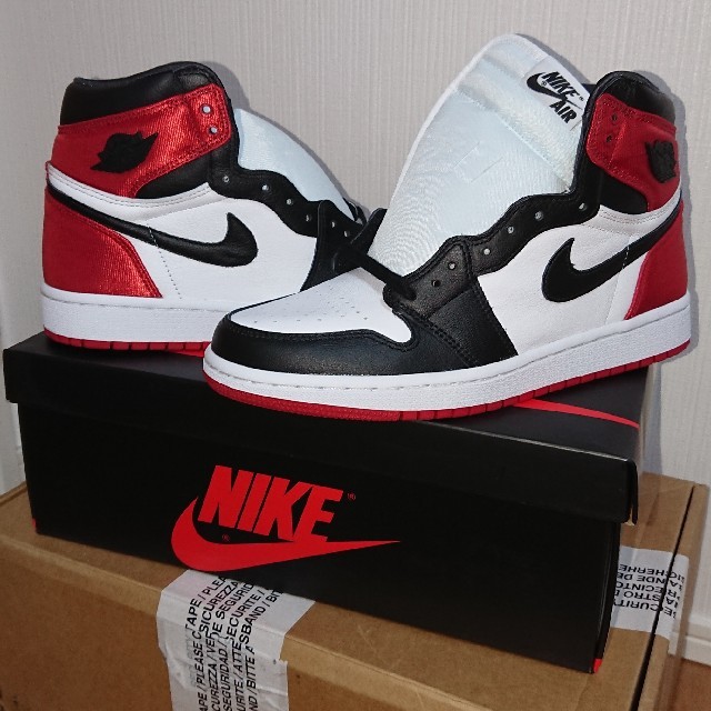 24.5 正規 JORDAN 1 HIGH OG SATIN BLACK TOE