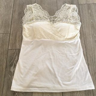 ディスコート(Discoat)の授乳できるカップ付きレースタンク【専用】(マタニティトップス)