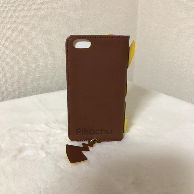 ポケモン(ポケモン)のピカチュウiPhone6s/6用カバー スマホ/家電/カメラのスマホアクセサリー(iPhoneケース)の商品写真