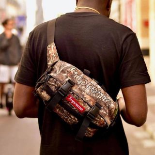 シュプリーム(Supreme)のsupreme waist bag camo(ウエストポーチ)