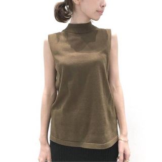 アパルトモンドゥーズィエムクラス(L'Appartement DEUXIEME CLASSE)のL'Appartement  Silk CTN N/S TOPS カーキ(ニット/セーター)