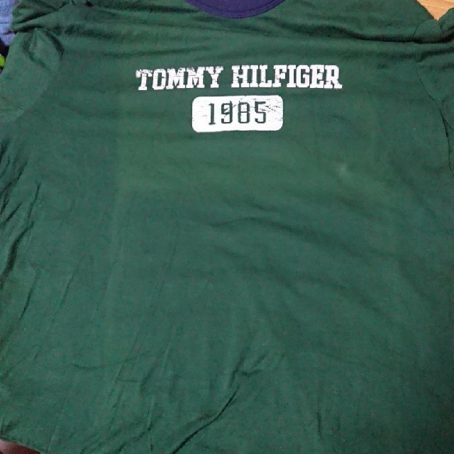 TOMMY HILFIGER(トミーヒルフィガー)のTOMMY HILFIGER リバーシブルTシャツ トミーヒルフィガー 古着 メンズのトップス(Tシャツ/カットソー(半袖/袖なし))の商品写真