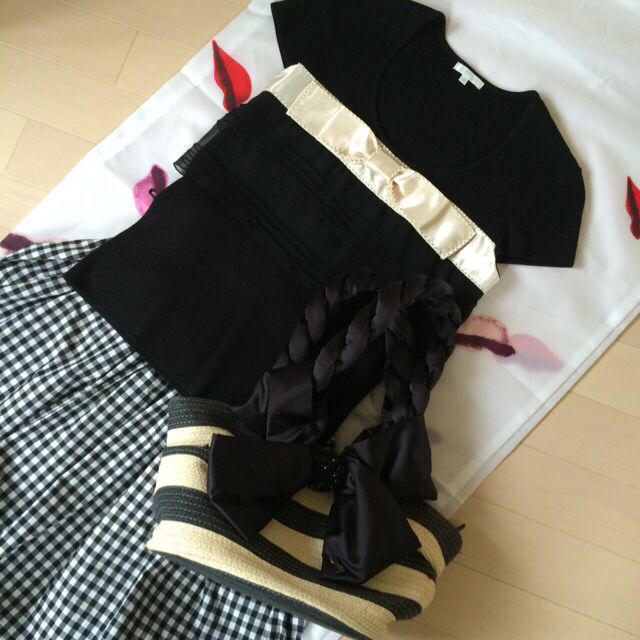 TO BE CHIC(トゥービーシック)のTO BE CHIC♡リボンカットソー レディースのトップス(カットソー(半袖/袖なし))の商品写真