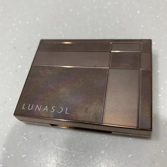 LUNASOL(ルナソル)の【Fuuuuumi様専用】LUNASOL フェイスカラー コスメ/美容のベースメイク/化粧品(フェイスカラー)の商品写真