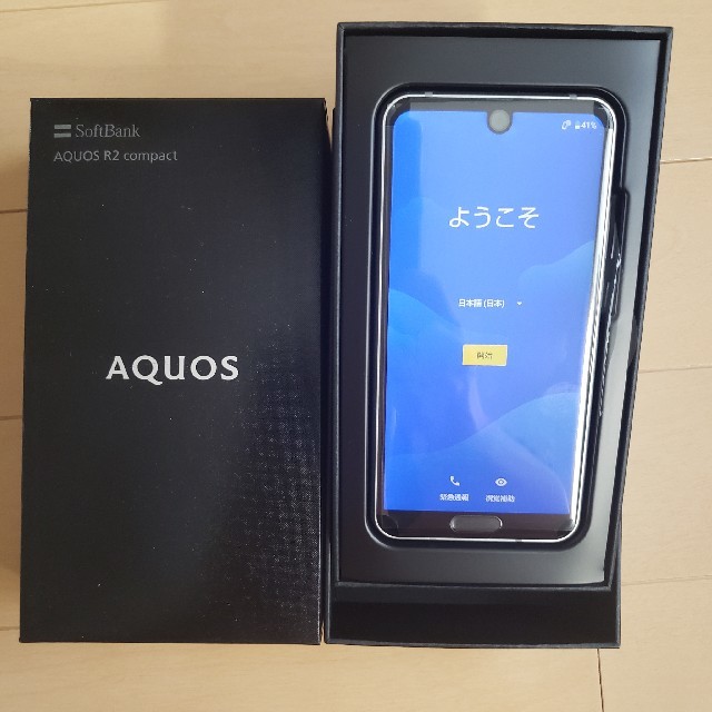 AQUOS(アクオス)のAQUOS R2 compact 803SH Deep White SIMフリー スマホ/家電/カメラのスマートフォン/携帯電話(スマートフォン本体)の商品写真