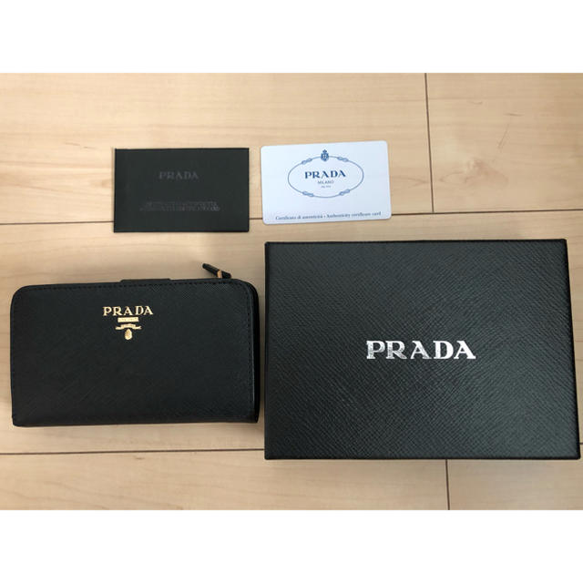 オークション偽物返金,PRADA-PRADA二つ折り財布の通販byモカ67917｜プラダならラクマ