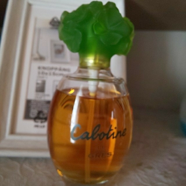 GRES CABOTINE(グレカボティーヌ)のカボティーヌ香水  専用です。 コスメ/美容の香水(香水(女性用))の商品写真