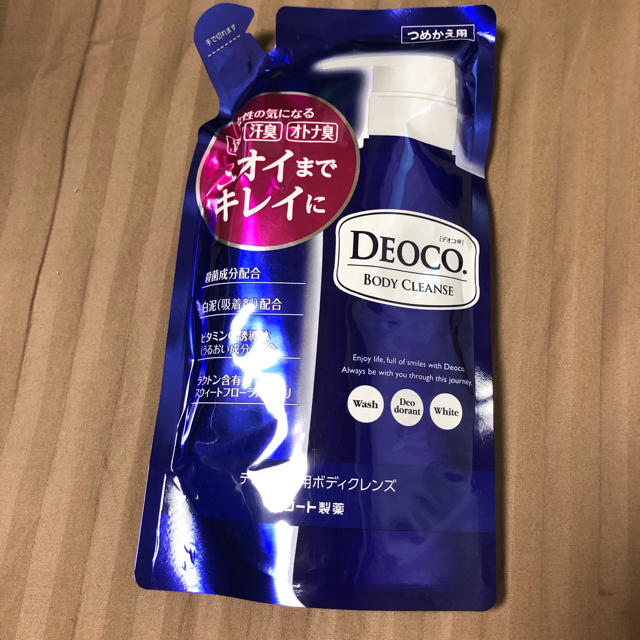 ロート製薬(ロートセイヤク)のDEOCO 薬用ボディクレンズ つめかえ用 250ml コスメ/美容のボディケア(ボディソープ/石鹸)の商品写真