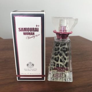 サムライ(SAMOURAI)のサムライウーマン50ml♡ほぼ満タン(香水(女性用))