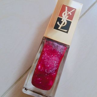 イヴサンローランボーテ(Yves Saint Laurent Beaute)のイヴサンローラン ネイルエナメル 32番♪(マニキュア)