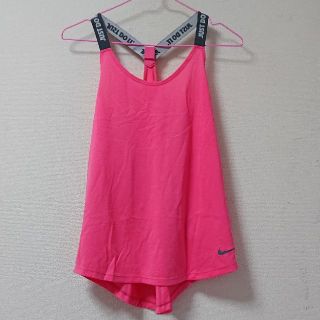 ナイキ(NIKE)のナイキ ピンク タンクトップ S(ヨガ)