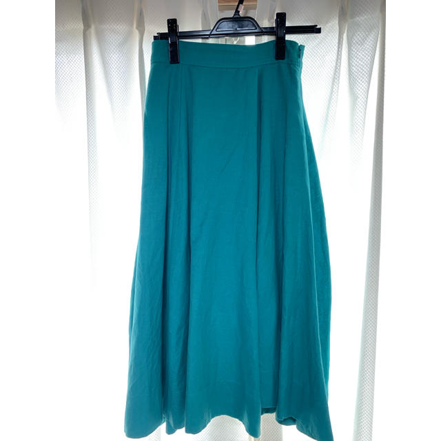 ROSE BUD(ローズバッド)のロングフレアースカート。美品です。 レディースのスカート(ロングスカート)の商品写真