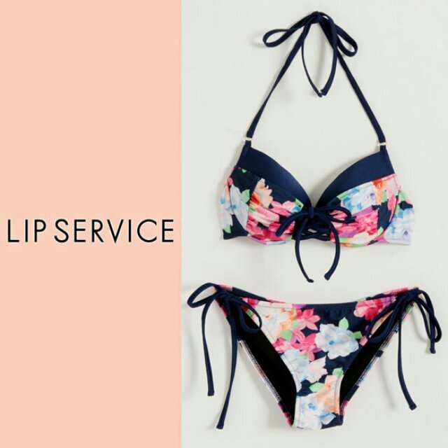 LIP SERVICE(リップサービス)の♥LIP SERVICE♥花柄ビキニ♥ レディースの水着/浴衣(水着)の商品写真