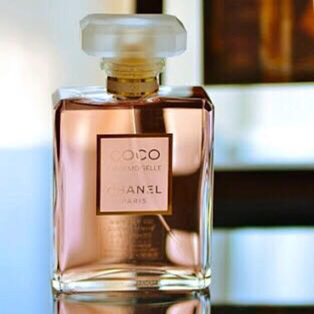 美品 CHANEL シャネル カシミヤ 香水瓶 パフューム ワンピース フリル