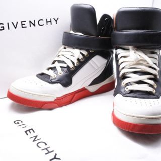 GIVENCHY(スニーカー)のフリマアイテム一覧 GIVENCHY(スニーカー)のフリマアイテム一覧