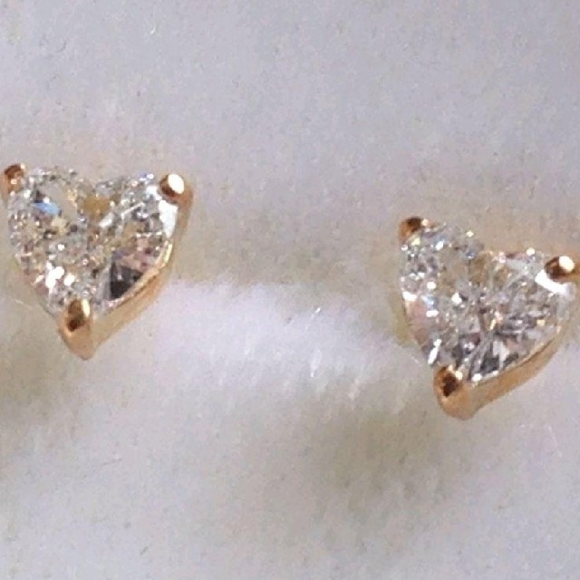 〖 K18  0.4ct 〗 高品質✨ハートシェイプダイヤモンドのピアス