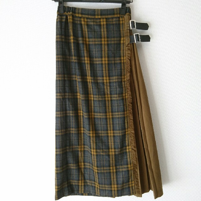 FELISSIMO(フェリシモ)の未使用☆秋チェック☆ロングスカート レディースのスカート(ロングスカート)の商品写真