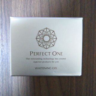 パーフェクトワン(PERFECT ONE)の✾薬用ホワイトニングジェル(オールインワン化粧品)