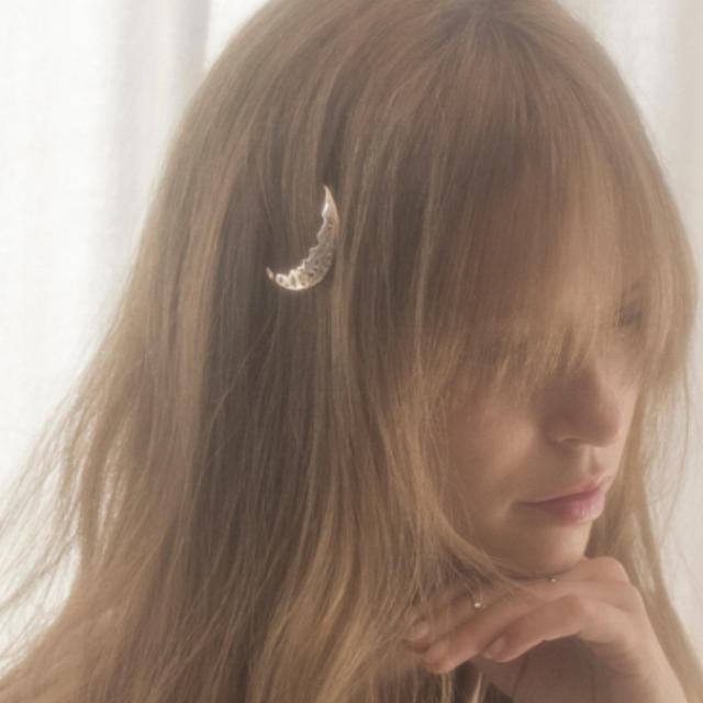 次元さま専用 プリュイ pluie ムーン クリップ レディースのヘアアクセサリー(バレッタ/ヘアクリップ)の商品写真