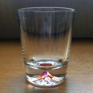 キリン(キリン)のKIRIN WHISKY “眺める富士山麓”    赤富士 グラス 1個(グラス/カップ)