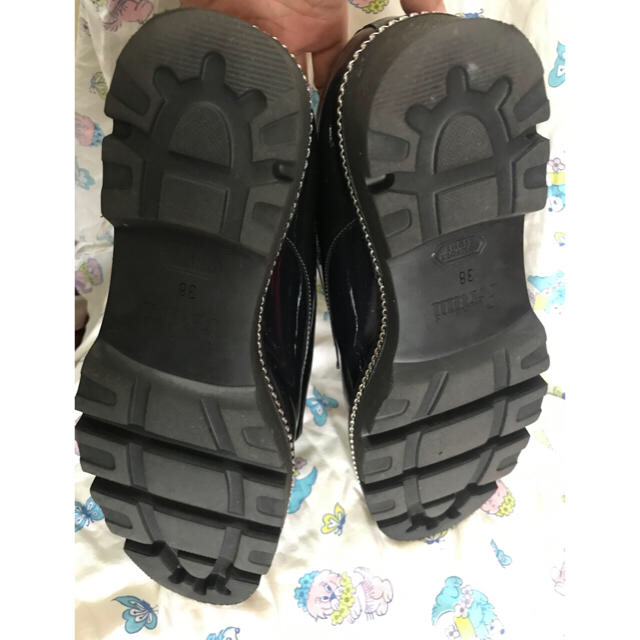 FABIO RUSCONI(ファビオルスコーニ)のペルティニ：エナメルシューズ レディースの靴/シューズ(ローファー/革靴)の商品写真