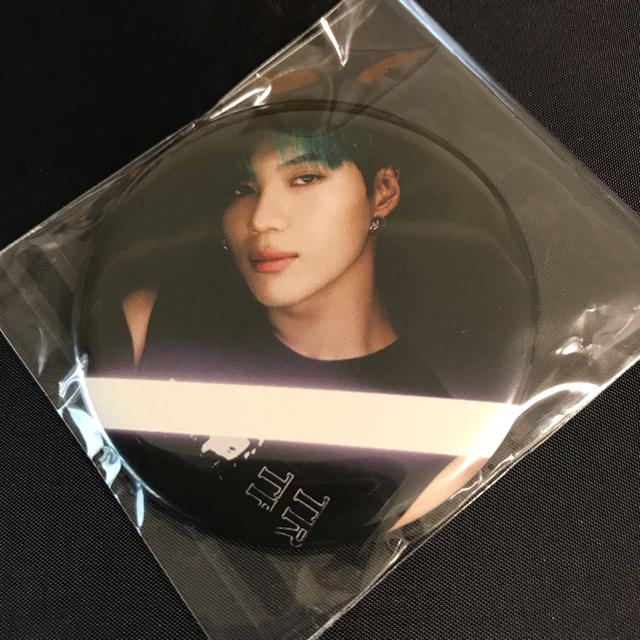 SHINee(シャイニー)のテミン FAMOUS TAEMIN 通常版 タワレコ特典付き エンタメ/ホビーのCD(K-POP/アジア)の商品写真