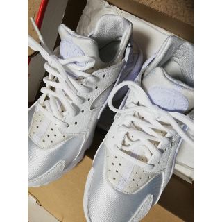 ナイキ(NIKE)のナイキ　エアハラチ　白(スニーカー)